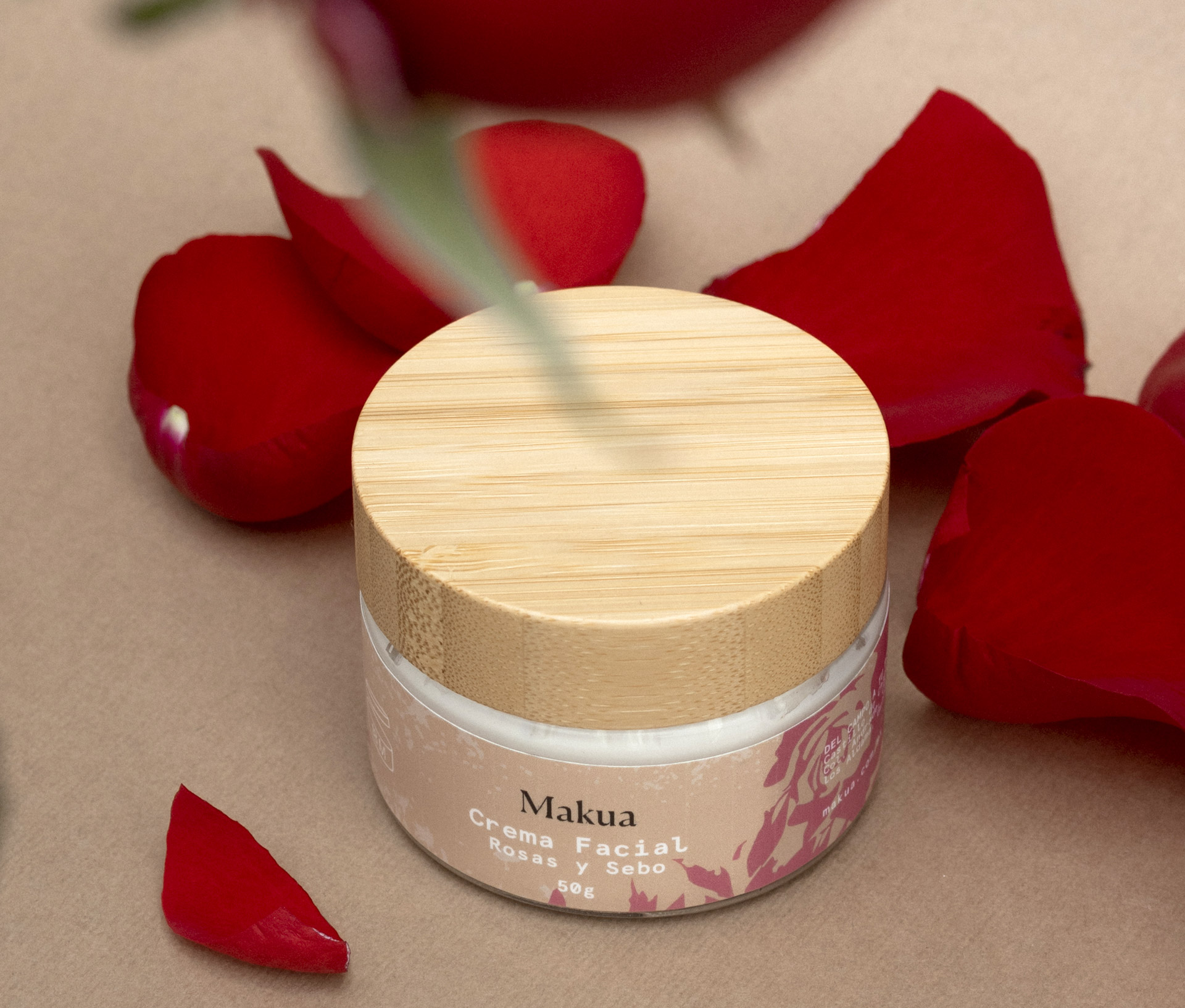 crema facial de rosas y sebo orgánico